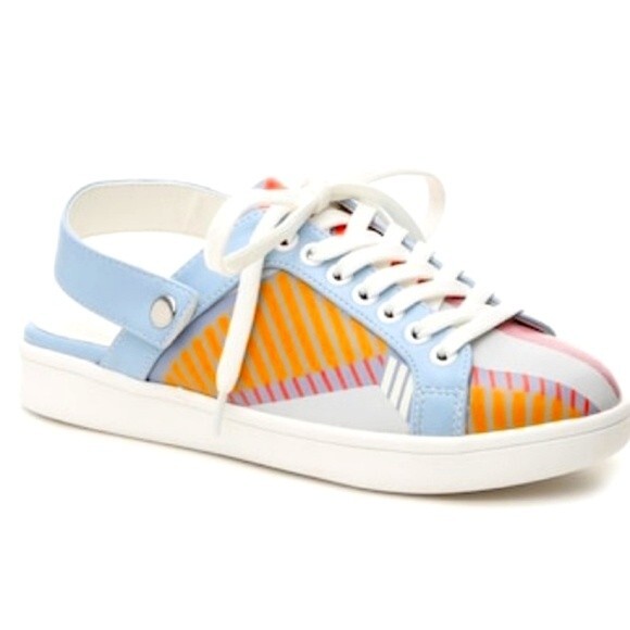Circus by Sam Edelman printed faux leather sneakers, snap back closure - 9.5 - Picture 1 of 9